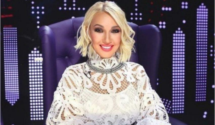 Лера Кудрявцева решила научить дочь кататься на коньках