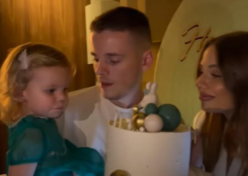 Невестка певицы Валерии рассказала, как в новогоднюю ночь родила свою дочь Селин