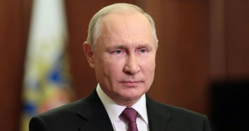 Реакция на обращение Владимира Путина к Федеральному собранию: что говорят политики и эксперты