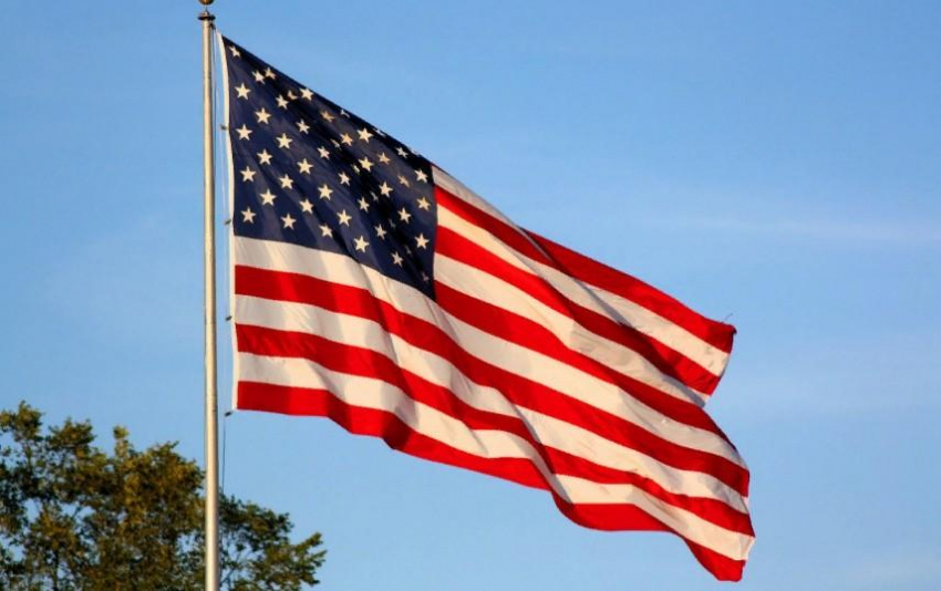 В МИД КНР назвали имущественное расслоение хронической болезнью американского общества