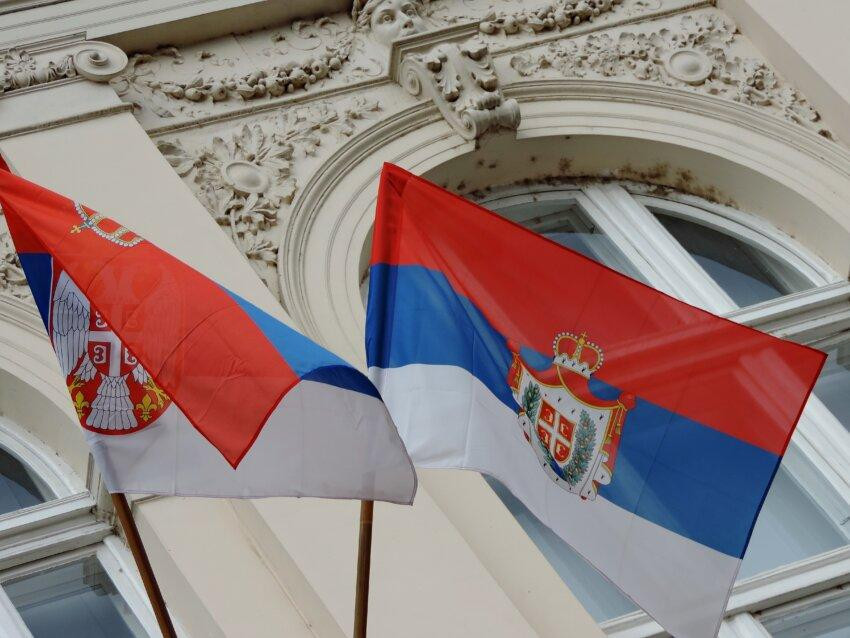Власти Сербии опровергли информацию о поставках оружия Украине и России