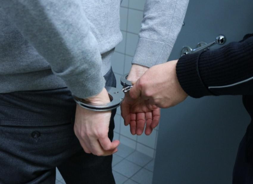 На Сейшелах россиянину дали 2,5 года тюрьмы из-за причастности к мучительной смерти сына