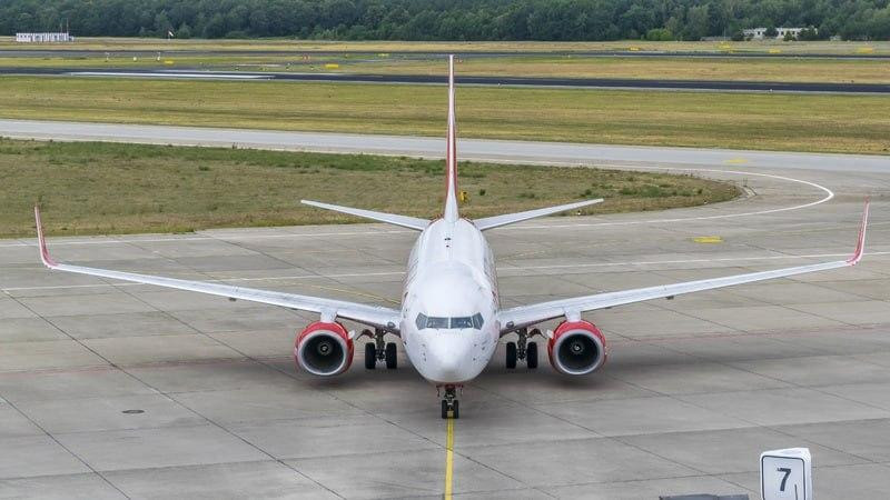 OneTwoTrip: Россияне выбрали для отпуска весной 2023 года Кавказ, Турцию и Санкт-Петербург