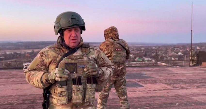 Евгений Пригожин прогулялся по Бахмуту и рассказал о желании стать президентом Украины