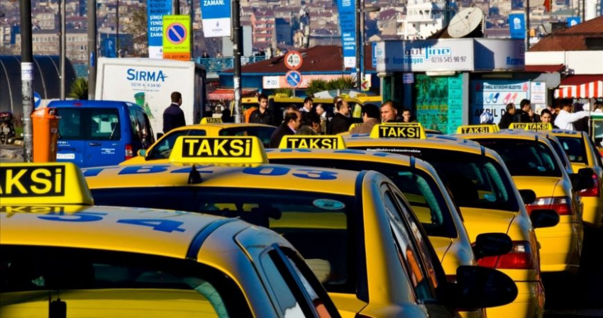 Красивые поздравления в стихах и прозе с Международным днем таксиста 22 марта 2023 года