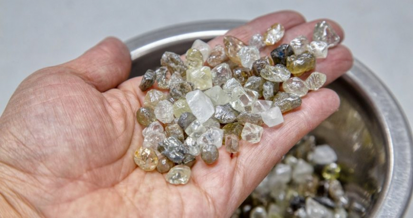 АЛМАР планирует начать добычу алмазов на Беенчиме в 2024 году