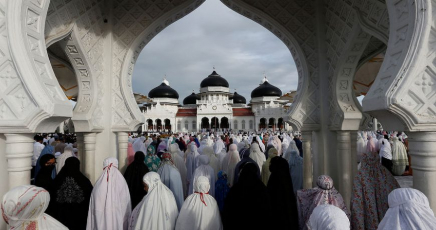 Начинается Ураза в Рамадан: что едят в пост с 23 марта по 21 апреля 2023 года, что говорят перед ним