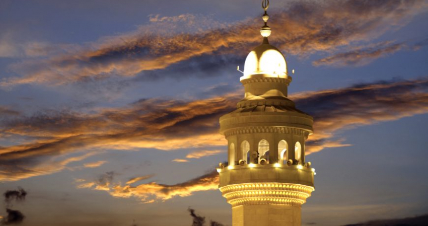 Точное расписание сухуров и ифтаров в пост Рамадан в 2023 году