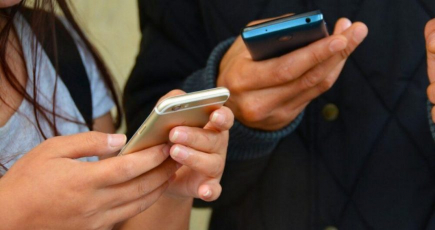 Слишком много ест: какая настройка мешает батарее вашего смартфона