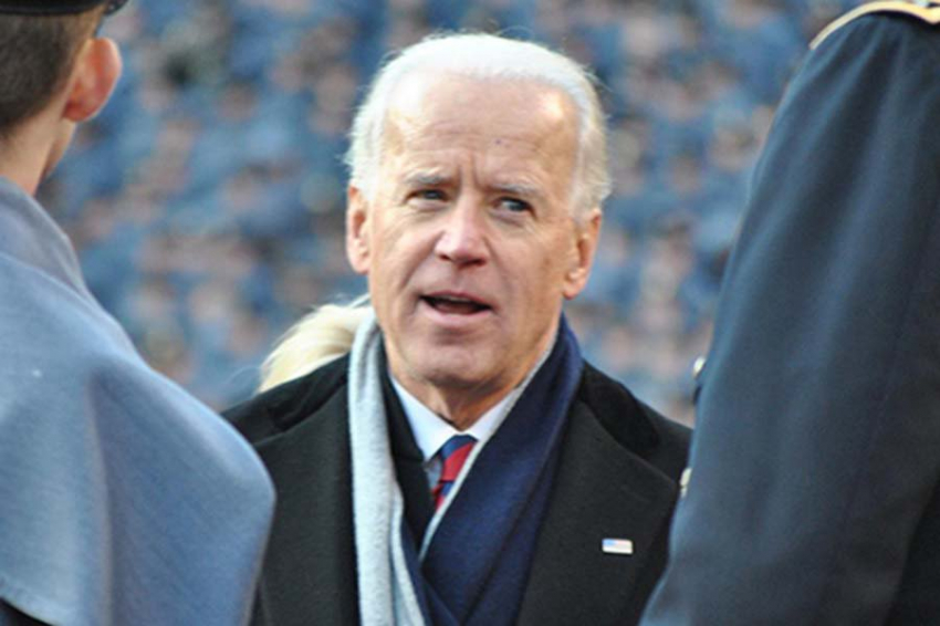 Президент Байден личным примером показал одряхление США