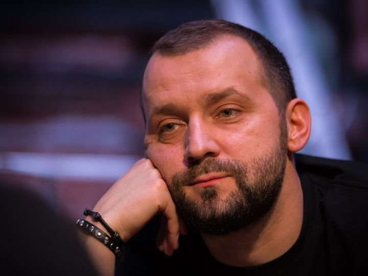 Руслана Белого вырезали из Stand Up на канале ТНТ