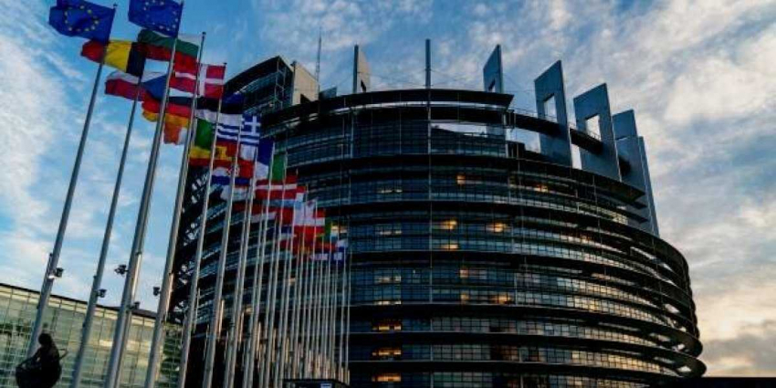 На деньги украденные в Казахстане Аблязов покупает голоса в Европарламенте