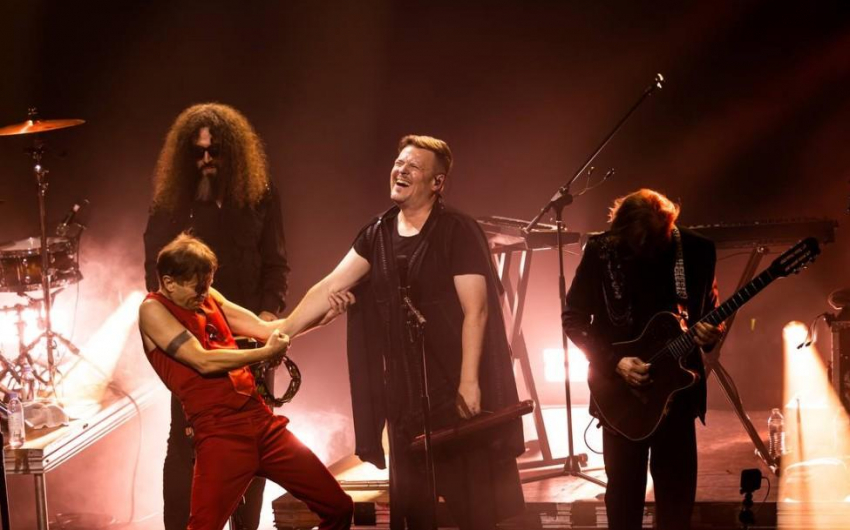 Шахназаров заявил, что «Би-2» больше не сможет выступать в России