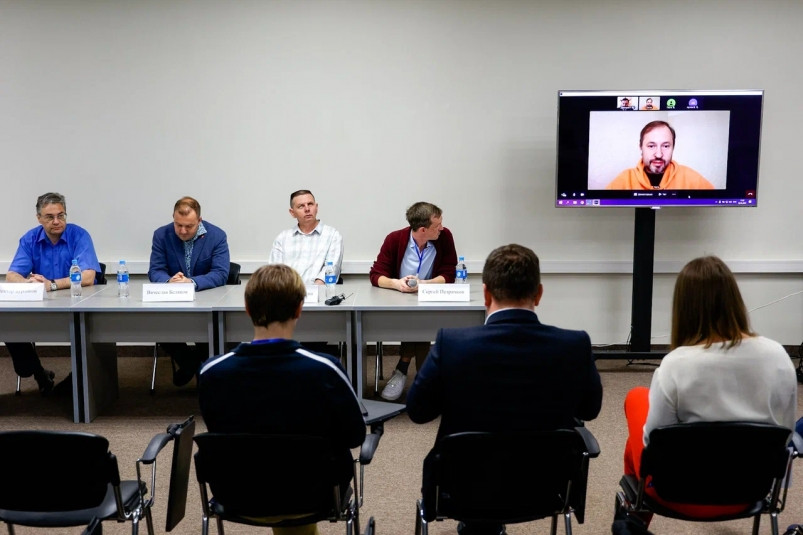 “Предъявите конфликтность”: Михаил Виноградов о предвыборных возможностях ДВ-регионов