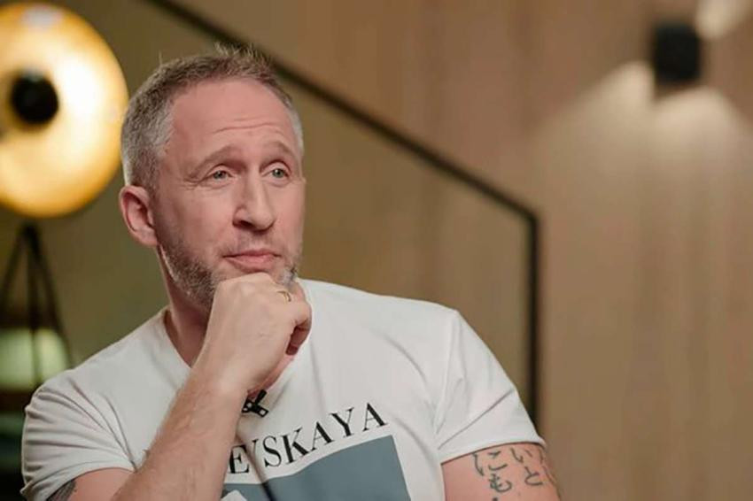 Оскар Кучера назвал Вайкуле «безумной» после ее слов о жизни в США «в шоколаде»