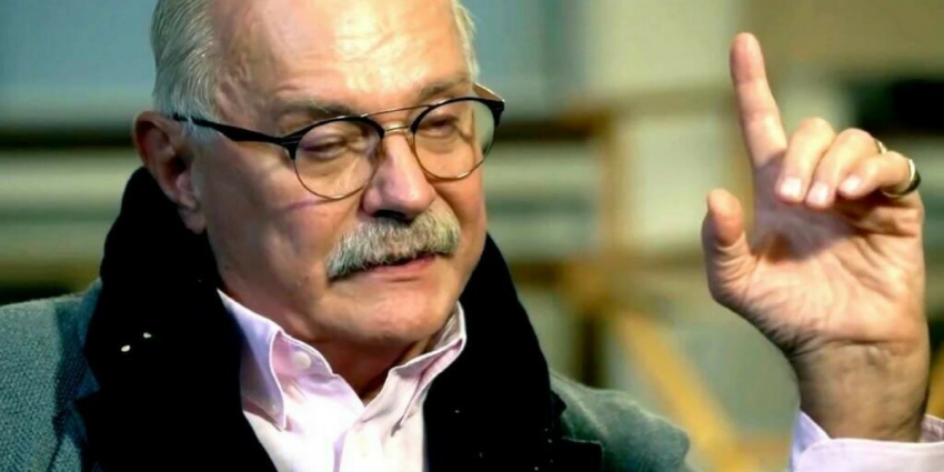 Режиссер Никита Михалков не выдержал и разразился жесткой критикой в адрес российских толстосумов