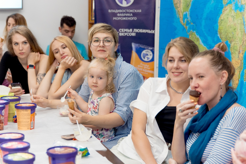 Необычную дегустацию устроила Фабрика мороженого “Урса” для сотрудников PrimaMedia