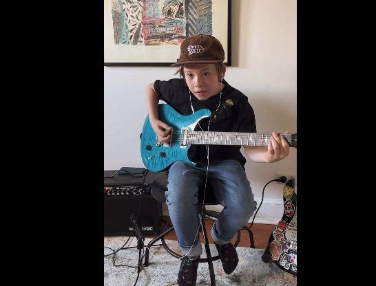 Отец Жанны Фриске похвалил внука Платона за врожденный талант