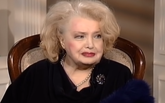 Продолжающая отмалчиваться Татьяна Доронина отмечает 90-летие