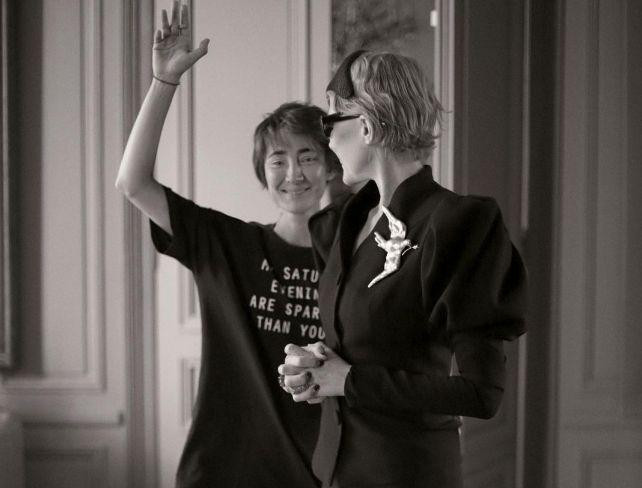 «МК» узнал главную причину ссоры Ренаты Литвиновой и иноагента Земфиры