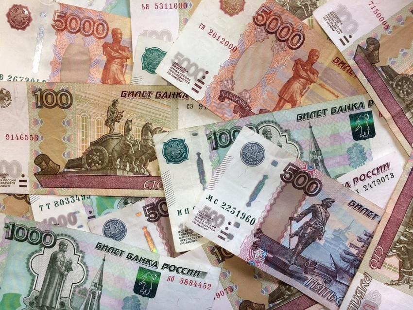 Юрист Бабич рассказал, как решить споры о задержке зарплаты