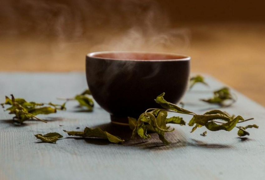 Японские ученые: Польза зеленого чая зависит от глазури выбранной чашки