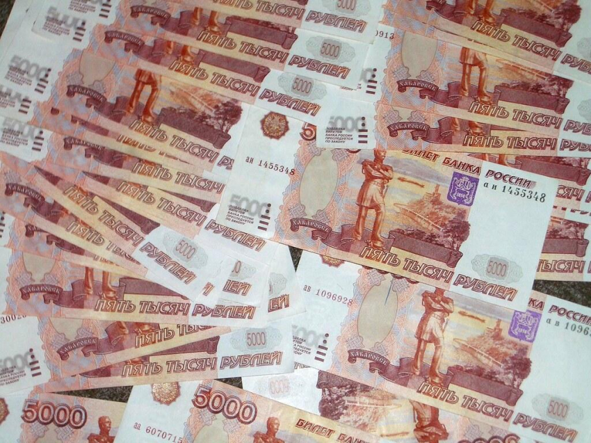 В Екатеринбурге арбитражный судья отдала 2 миллиона рублей лже-сотрудникам ФСБ