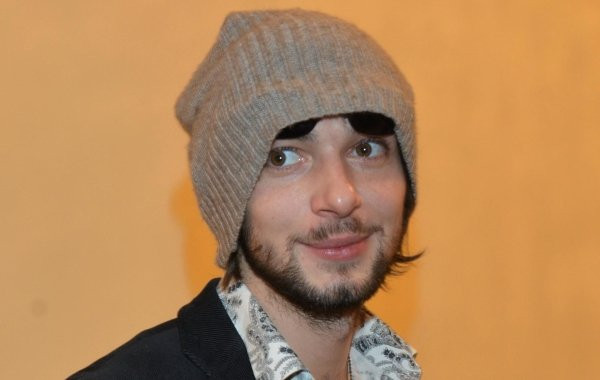 Состояние пострадавшего в драке актера Павла Баршака ухудшилось