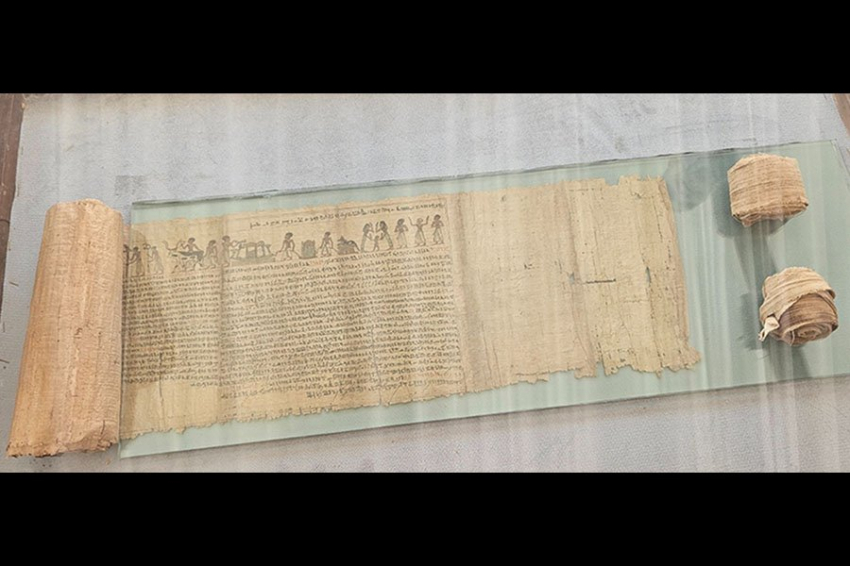 Кладбище Нового Царства с полным папирусом найдено в Минье