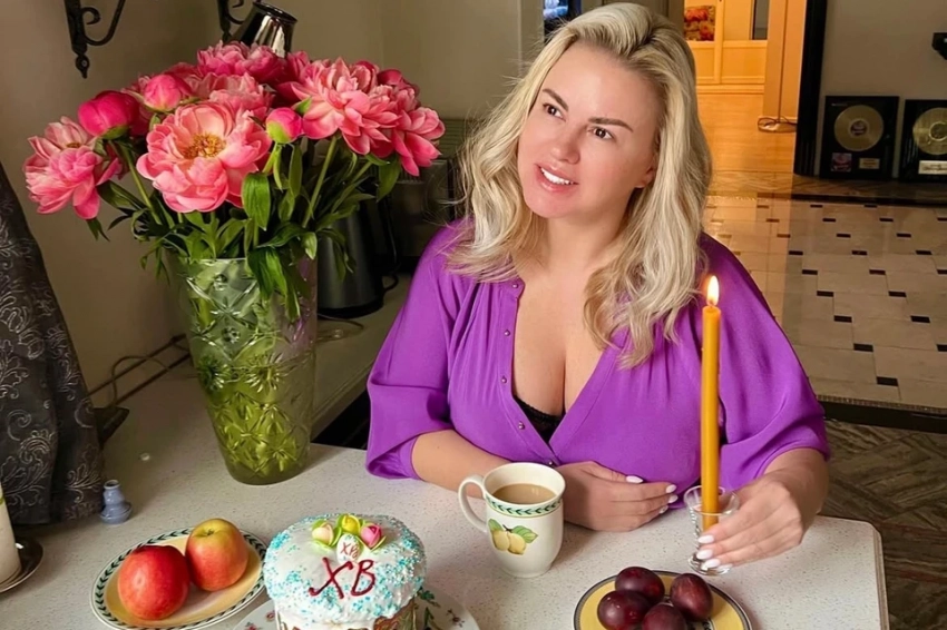 Семенович впервые испечет сама кулич, а Волочкова отказывается есть праздничную выпечку: Как звезды встретят Пасху