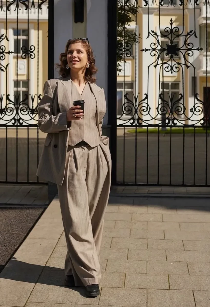 Елизавета Арзамасова показала новые видео с сыном на фоне критики Ильи Авербуха после его скандального интервью