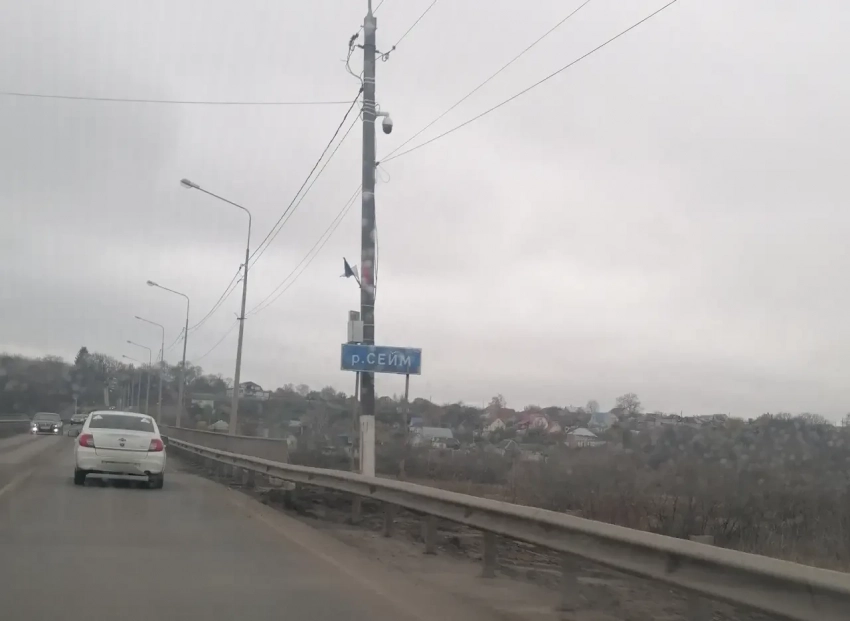 Противник на фоне заявлений Зеленского о готовности к переговорам нанёс очередной ракетный удар по Рыльску