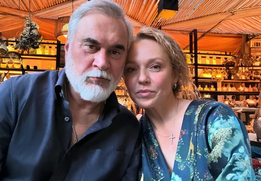 "Ты ещё совсем не дедушка". Альбина Джанабаева поздравила Валерия Меладзе с 60-летием "мемным" клипом с их детьми