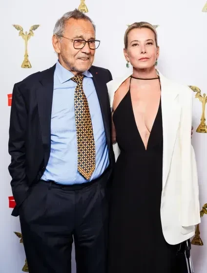 "Я не собиралась замуж. Я и так выиграла джекпот: он мой". Юлия Высоцкая — об истории любви с Андреем Кончаловским, детях и травле