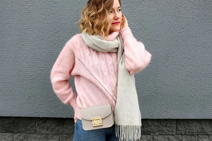 От земляных до ярких и пастельных: 8 оттенков, которые этой зимой будут носить все