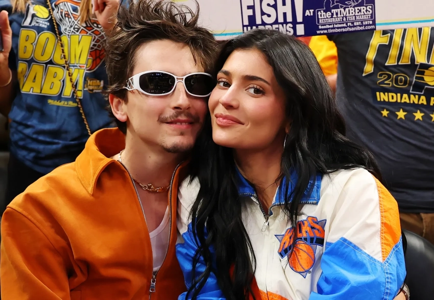 Кайли Дженнер отреагировала на слух о расставании с Тимоти Шаламе