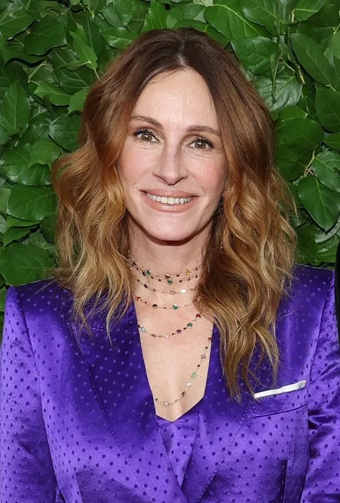 Рианна и A$AP Rocky, Джулия Робертс, Наоми Уоттс, Кристен Стюарт и Александр Молочников на кинопремии The Gotham Awards