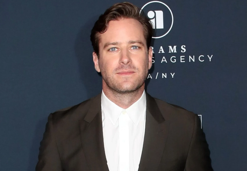 Арми Хаммер, которого обвиняли в каннибализме и домогательствах, может сыграть роль в российском фильме