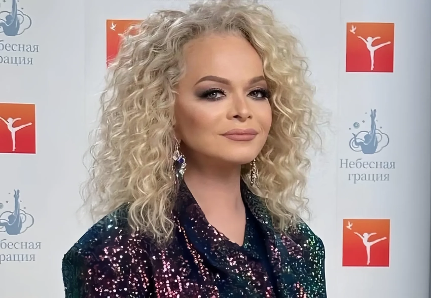 Суд выселил Ларису Долину из квартиры, из-за которой она судилась с Полиной Лурье