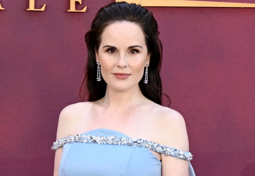 44-летняя звезда "Аббатства Даунтон" Мишель Докери впервые стала мамой