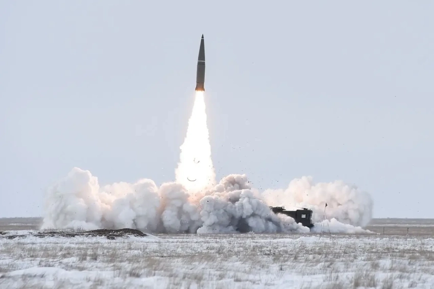 Показаны последствия ударов по подстанции 750 кВ в Запорожской области