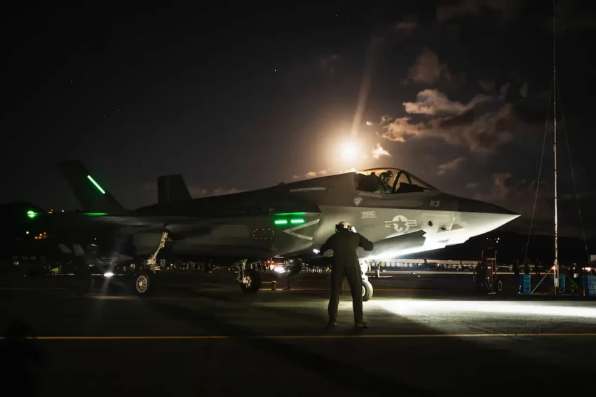 Пентагон: Дания выдала дипразрешение на переброску самолётов США в Гренландию