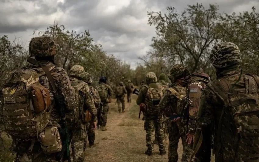 Дмитриев: вывод ВСУ из Донбасса является путём к миру для Украины