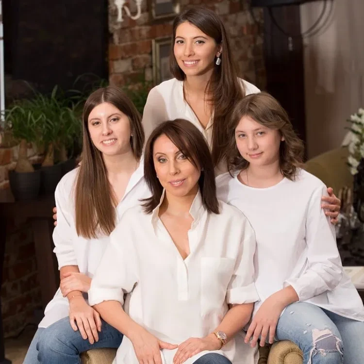 В сети обсуждают архивное фото Альбины Джанабаевой и Валерия Меладзе, которое "доказывает его измену" бывшей жене