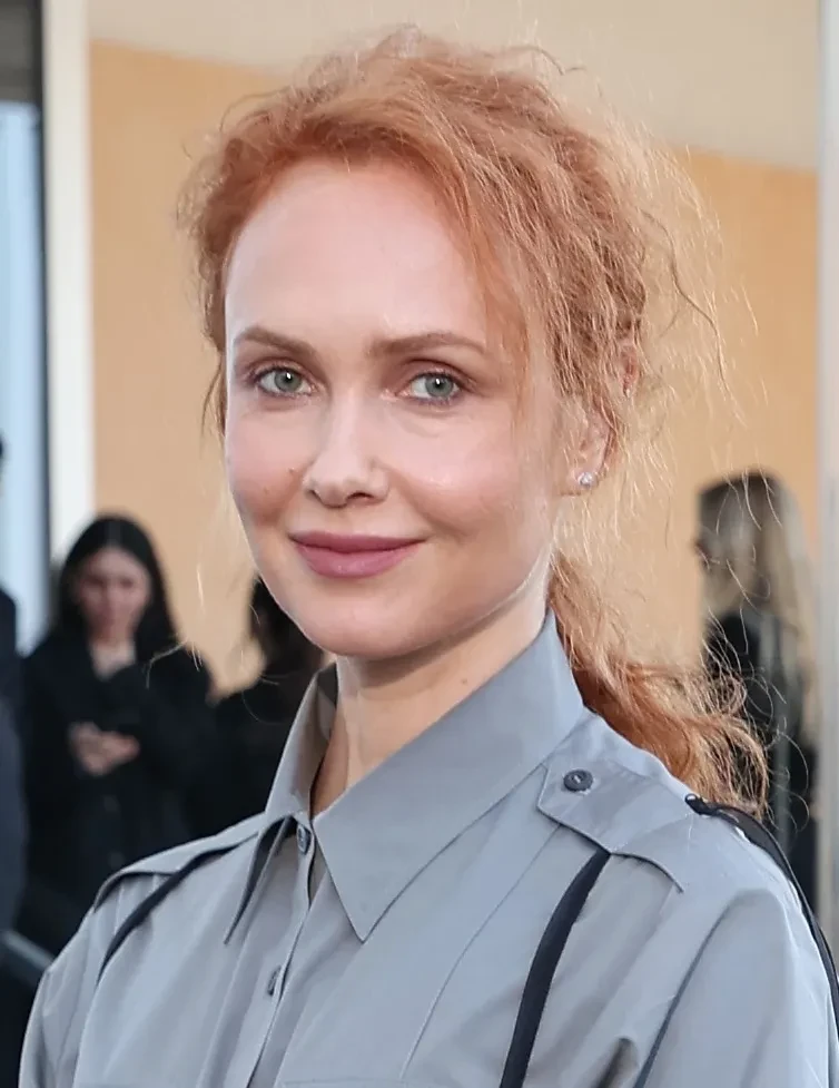 Неделя моды в Милане: Белла Хадид, Елена Перминова "без бровей", Ольга Карпуть, Оксана Бондаренко и Кристина Романова на показе Prada