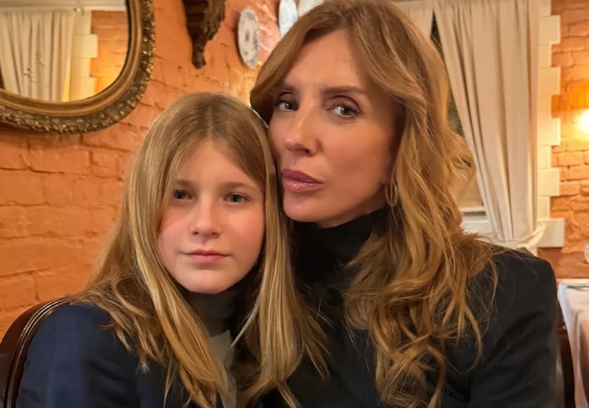 Светлана Бондарчук с мужем, сыновьями и внучкой отметила день рождения отца