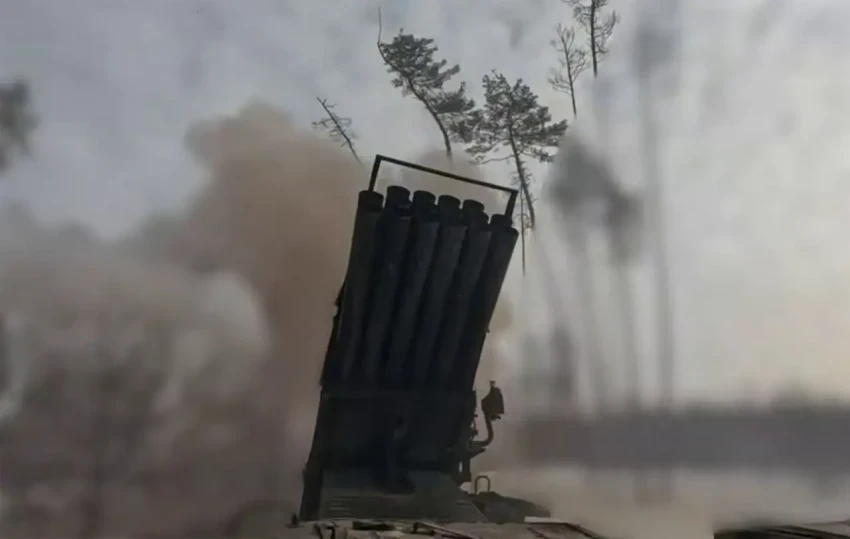 Бои за Красный Лиман: противник держится за единственную подконтрольную дорогу