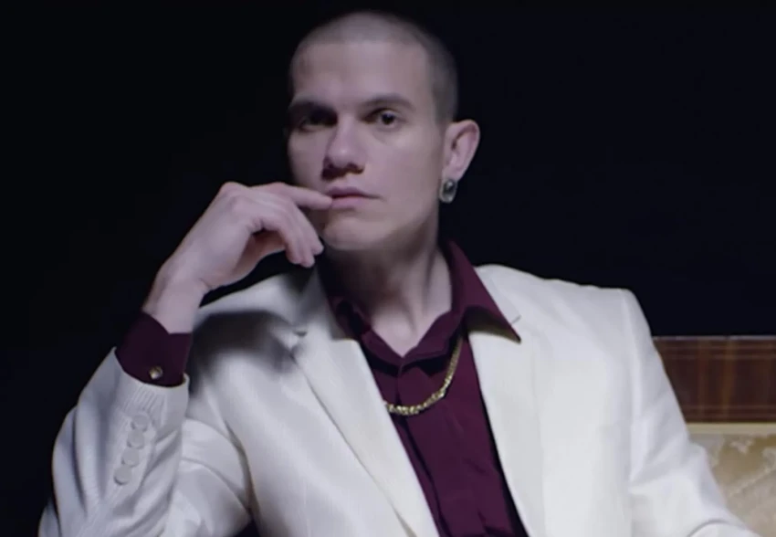 "Сердце не выдержало". Умер солист группы Shortparis Николай Комягин