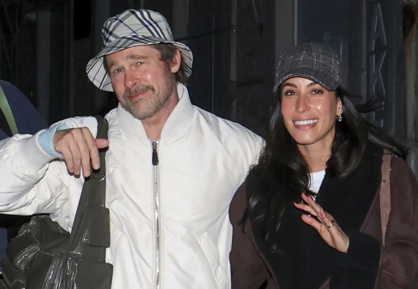 Брэда Питта и его возлюбленную Инес де Рамон засняли в Греции